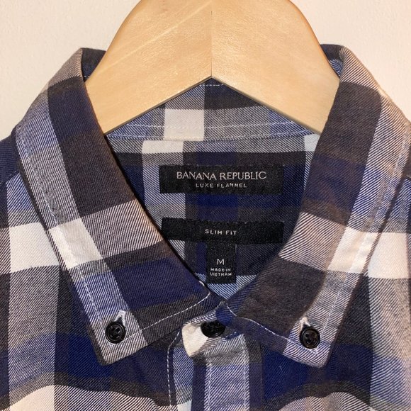 Banana Republic Long Sleeve Shirt - Picture 2 of 3